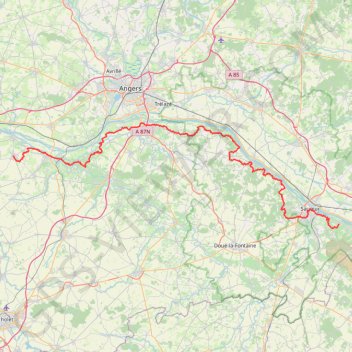 GR3 De Souzay-Champigny à Mauges-sur-Loire (Maine-et-Loire) GPS track, route, trail